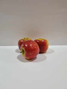 Apples- Pink lady, small (each)
