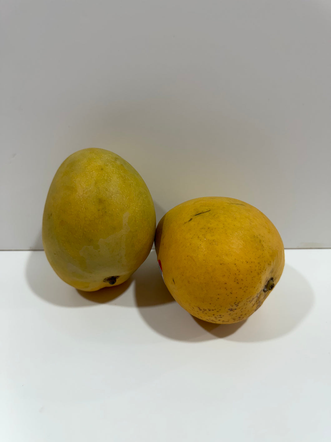 Mango- R2E2 (each)