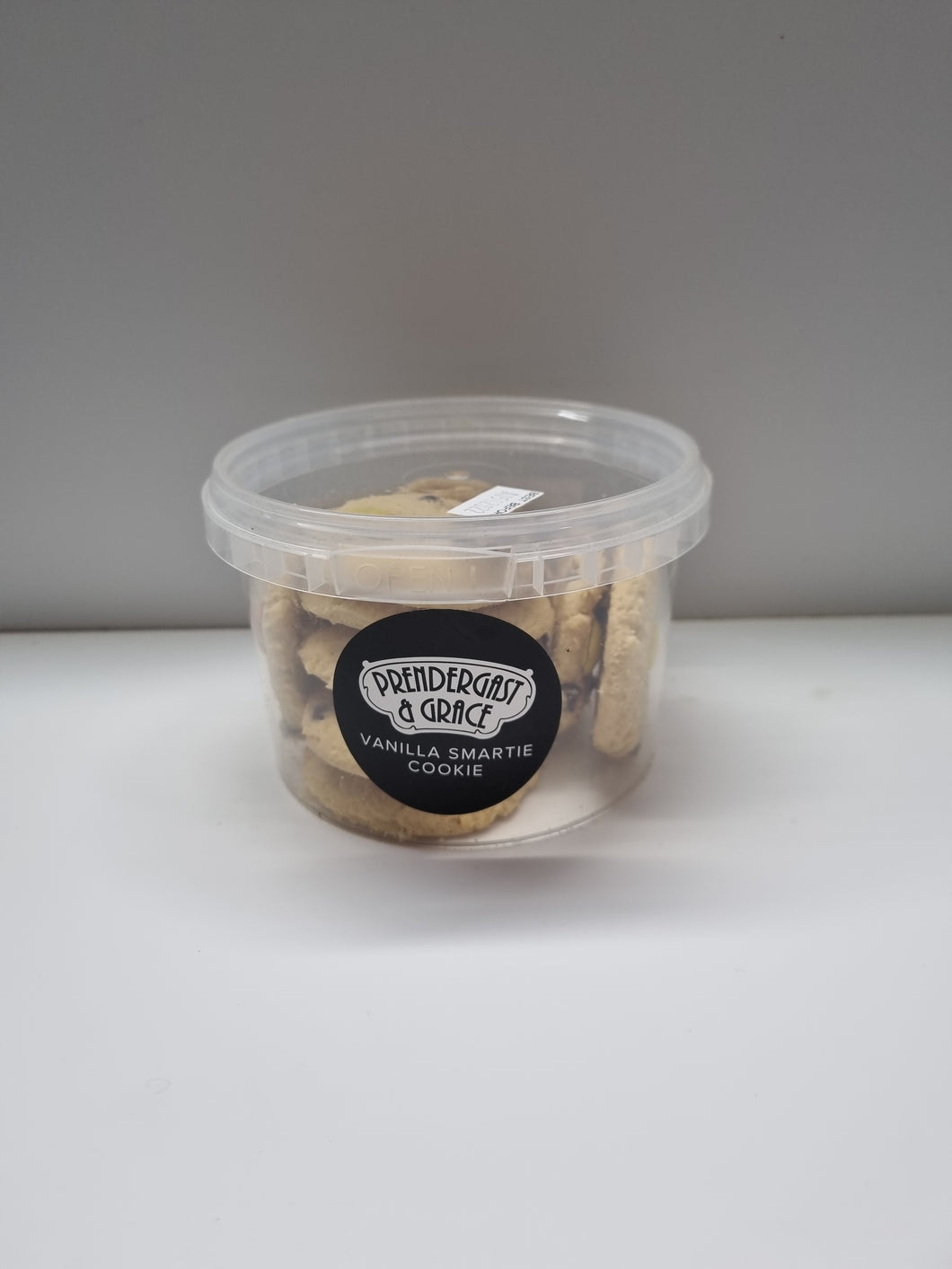 Biscuit- Vanilla Smartie